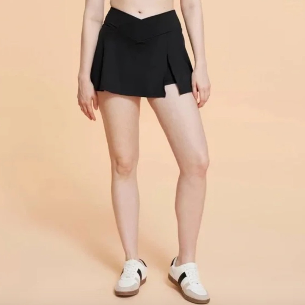BLOGILATES x Target Women’s Crisscross Slit High-Rise Skort - Size S